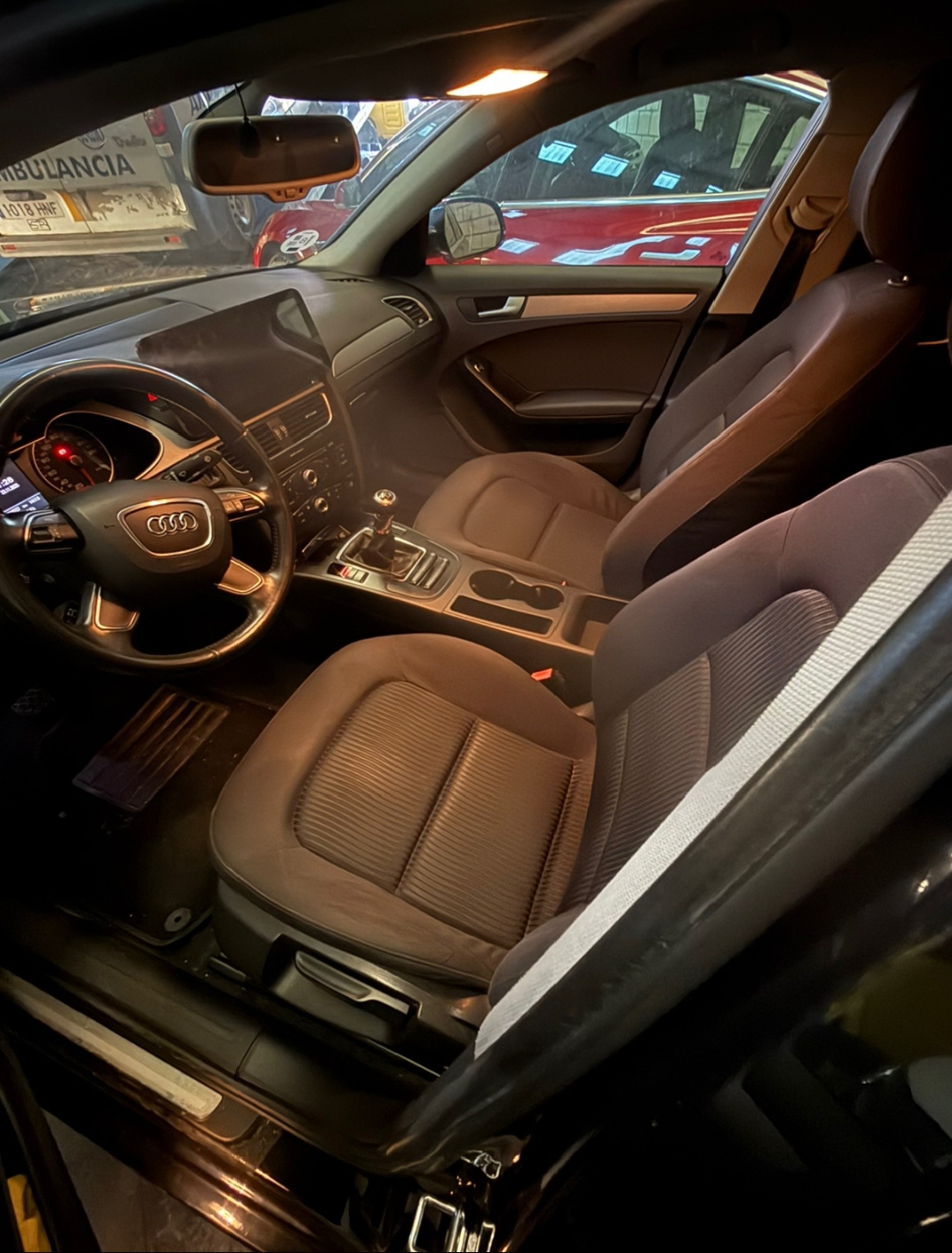 Audi A4 Sed 2012 — miniatura 3