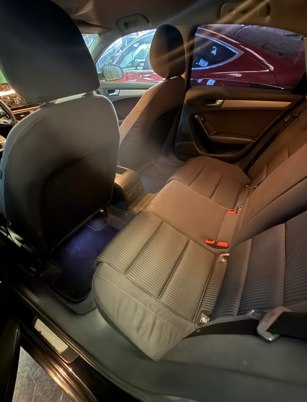 Audi A4 Sed 2012 — miniatura 4